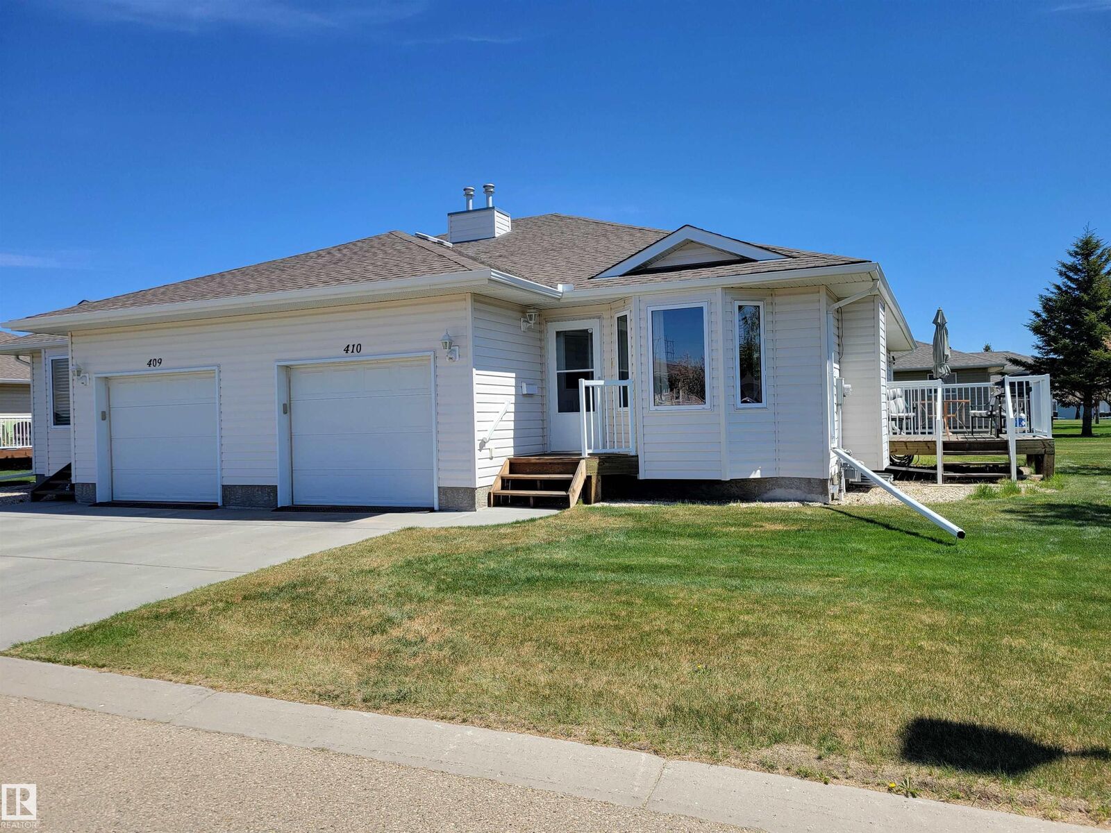Property Photo: 7001 Northview Drive 410 AB T9A 0H1
