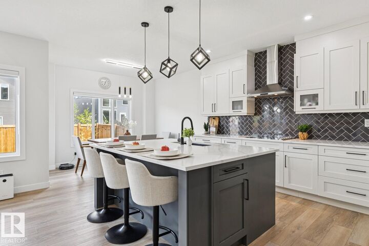 Property Photo: 1622 Enright Way NW AB T6M 0Z3