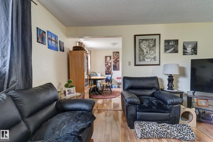 Property Photo: 9749 88 Avenue NW AB T6E 2R1