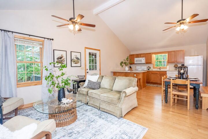 Property Photo: 5387 Oak Dr VA 23336