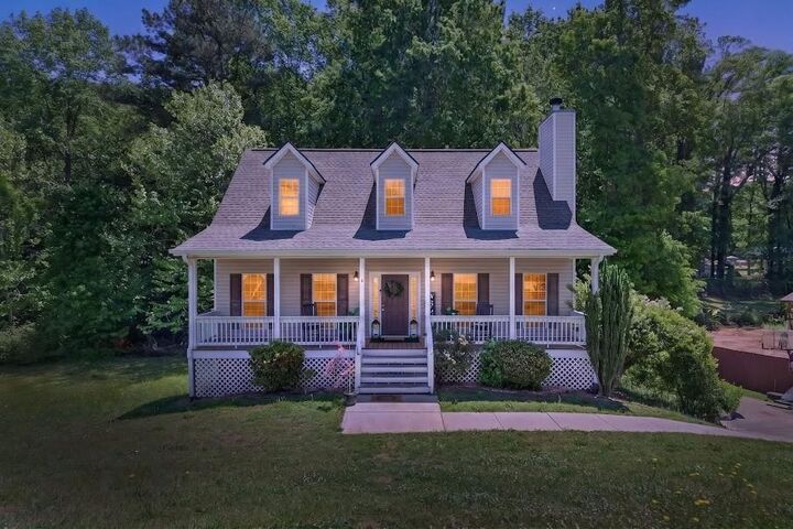 Property Photo: 132 Sunrise Strip GA 30117
