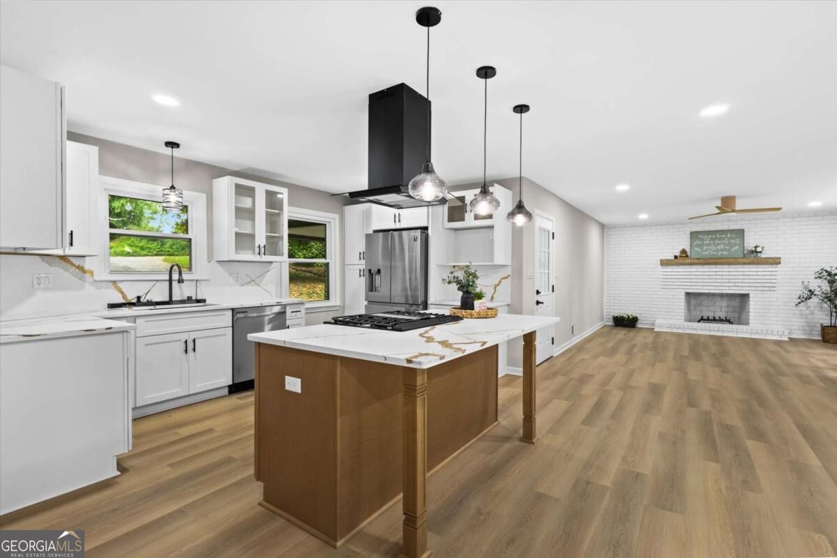 Property Photo:  1720 Starlight Drive  GA 30062 