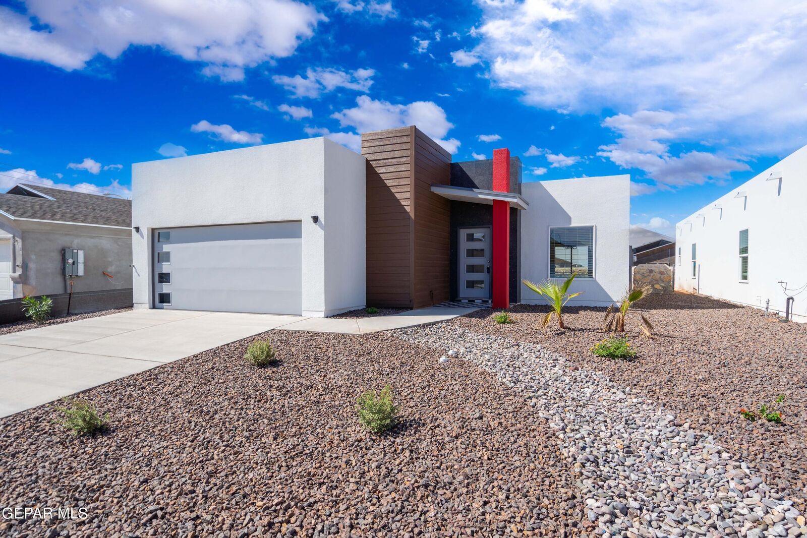 Property Photo: 185 Via Bella Place TX 79928