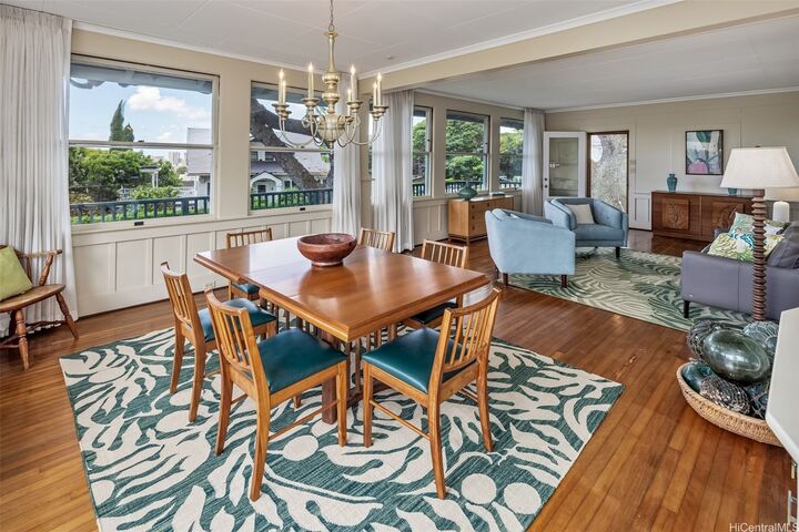 Property Photo: 2417 Parker Place HI 96822