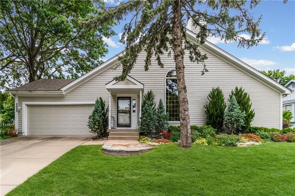 Property Photo:  9000 W 120th Terrace  KS 66213 