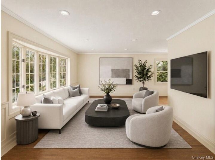 Property Photo:  15 Locust Road  NY 11804 