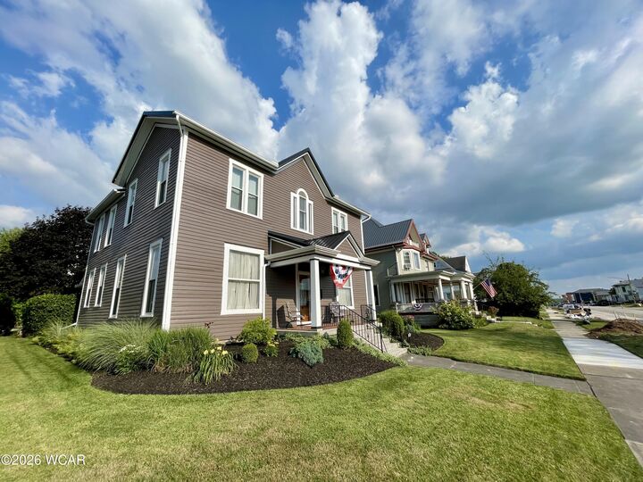 Property Photo:  328 N Detroit Street  OH 43326 