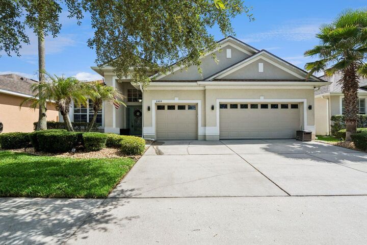 Property Photo: 8484 Dover View Lane FL 32829