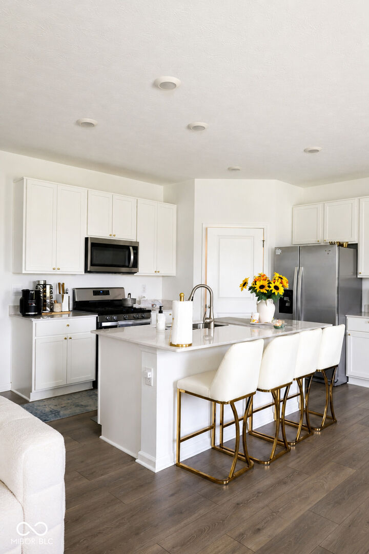 Property Photo: 9237 Kavanaugh Drive IN 46239