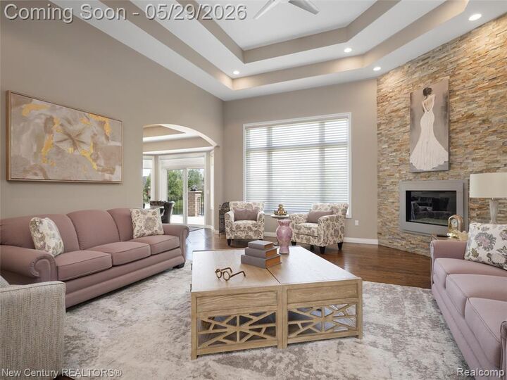 Property Photo:  55490 Whispering Hills Drive  MI 48316 5387 