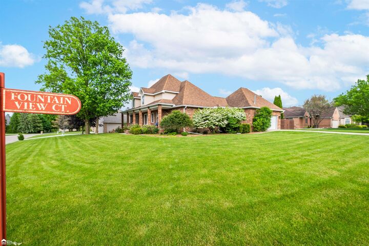 Property Photo:  8201 Fountain View Drive  MI 48433-2197 