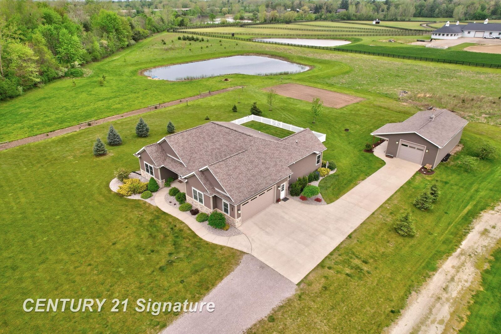 Property Photo:  11056 Sarle Road  MI 48623 