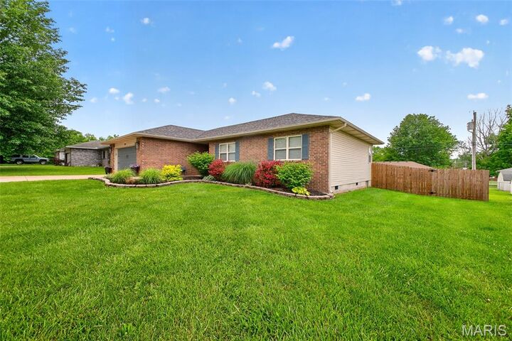 Property Photo:  1533 Ryan Street  MO 65536 