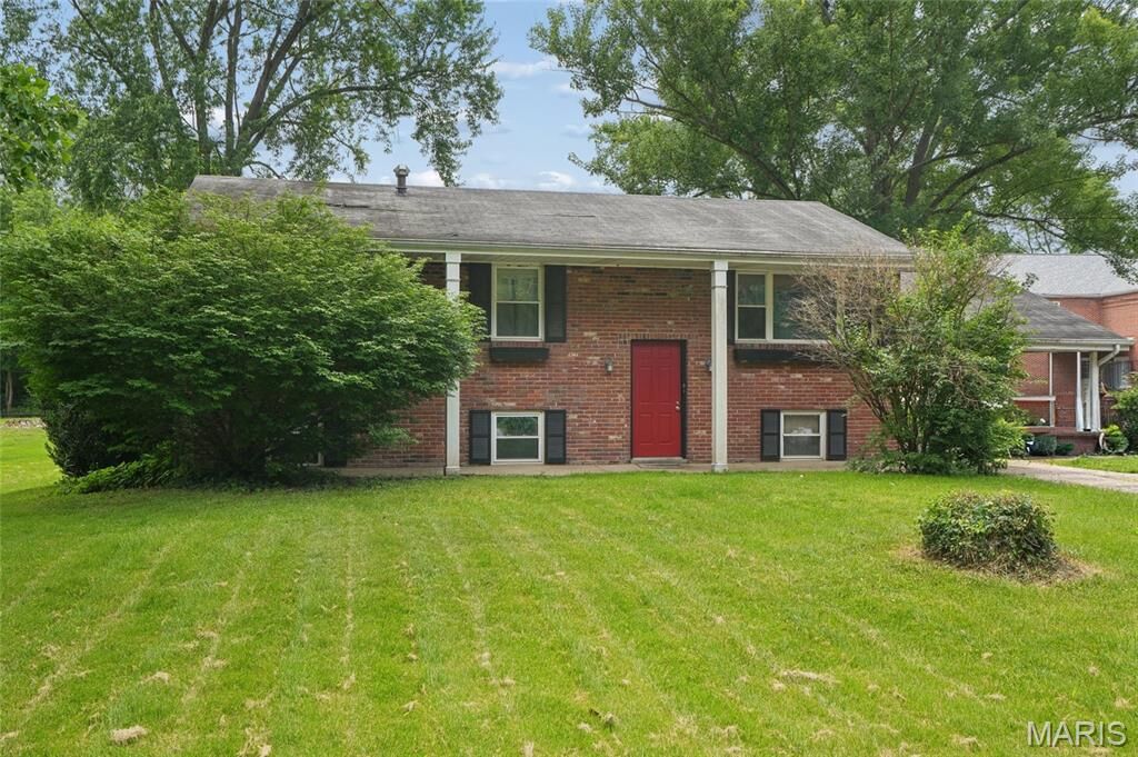 Property Photo:  205 Old Sugar Creek Road  MO 63026 