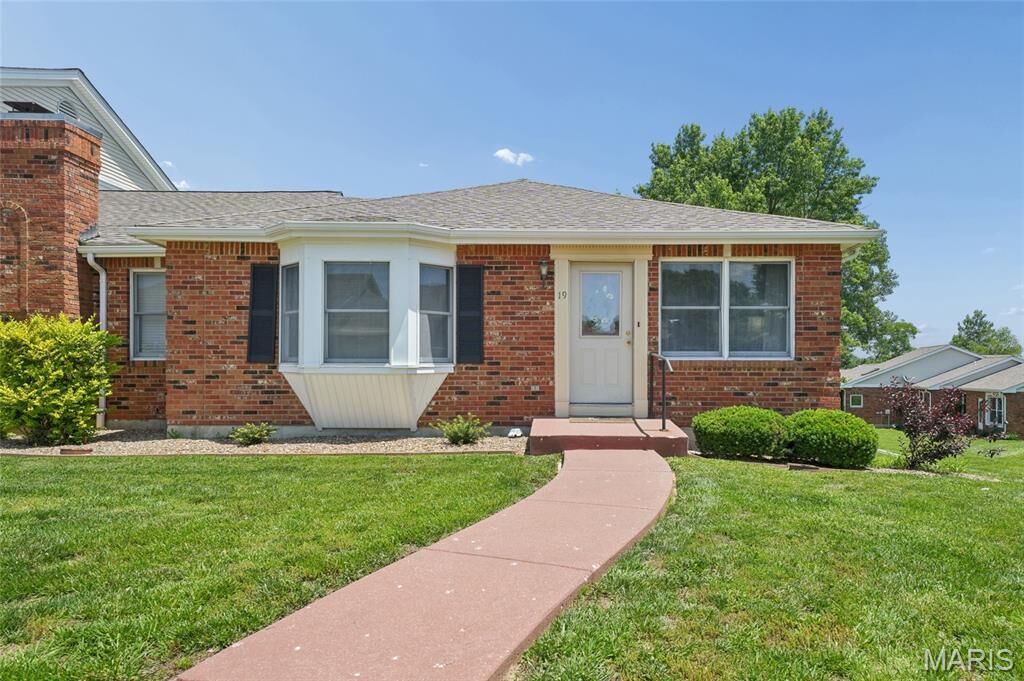 Property Photo: 19 Brittany Court MO 63379