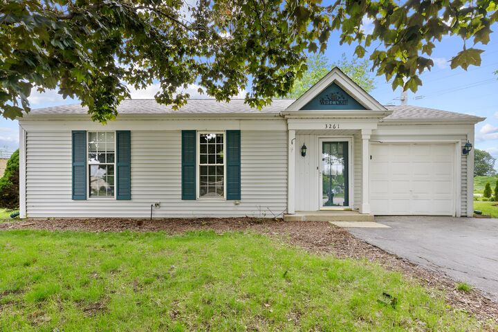 Property Photo: 3261 Bremerton Lane IL 60504