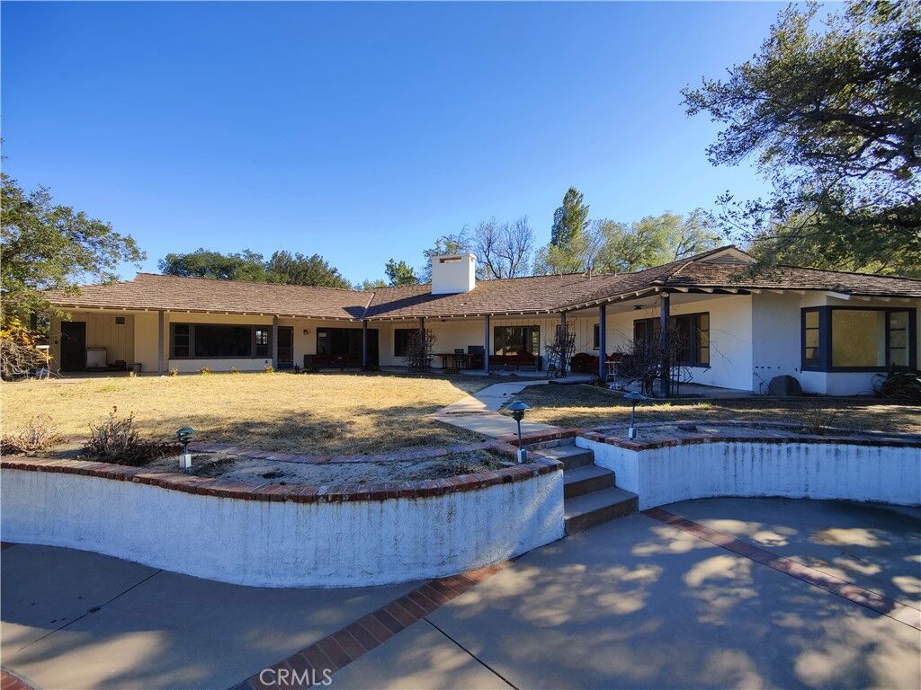 Property Photo:  22427 Plummer Street  CA 91311 