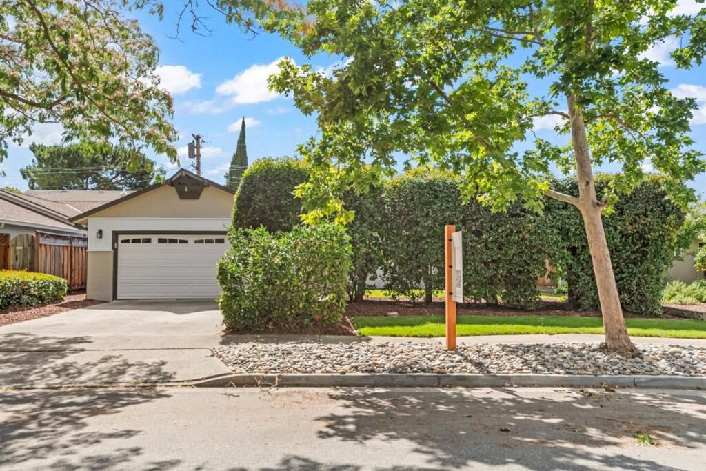 Property Photo:  737 Hamann Drive  CA 95117 
