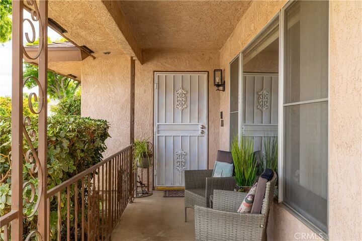 Property Photo: 651 S Juanita CA 92543