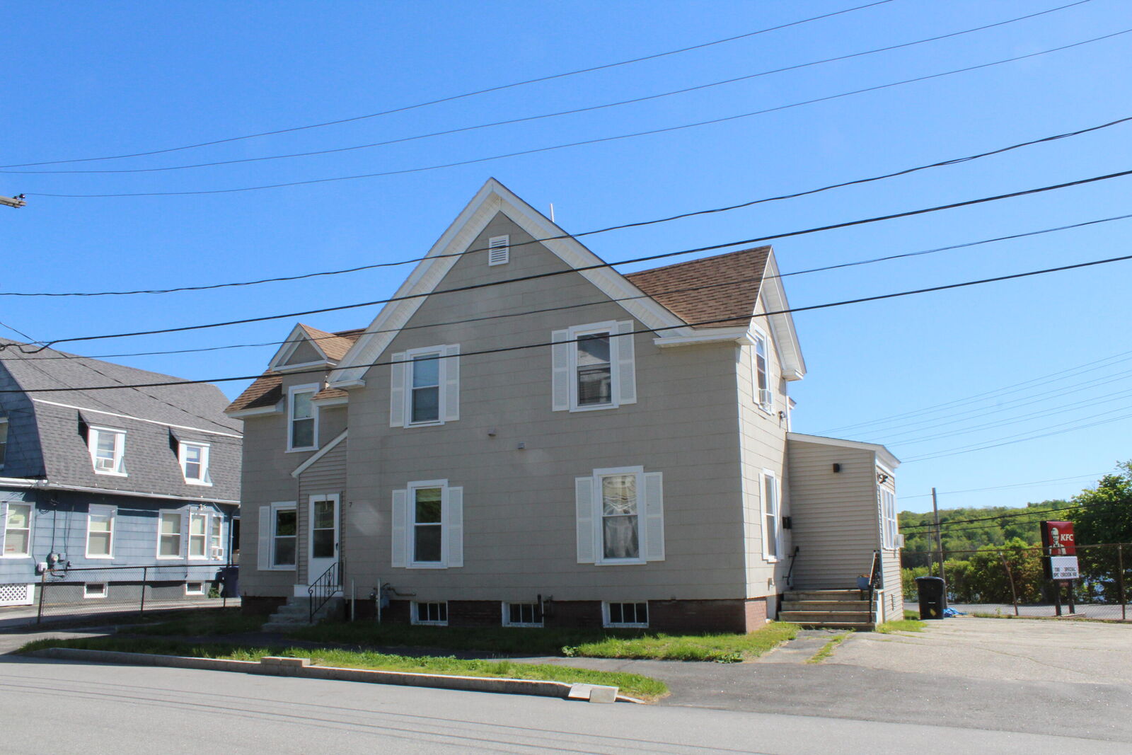 Property Photo: 7 Grove Street ME 04210