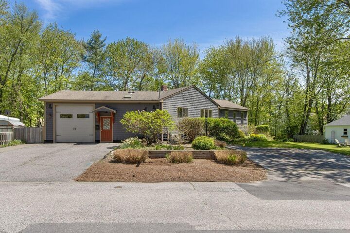 Property Photo:  68 Aldworth Street  ME 04103 