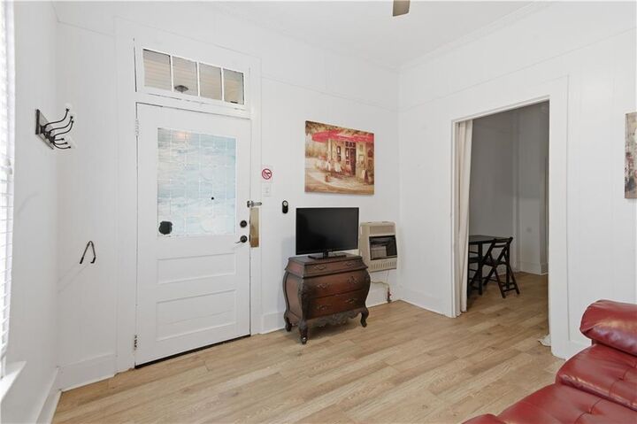 Property Photo:  7602 Burthe Street  LA 70118 