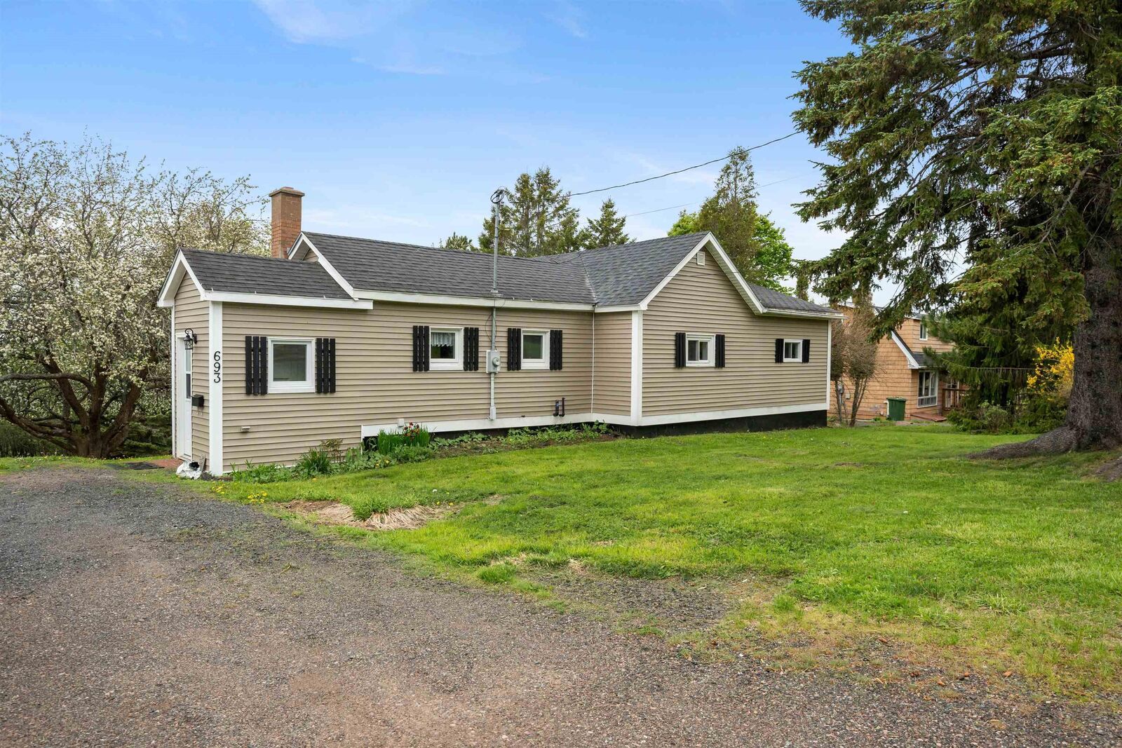 Property Photo:  693 Lorne Street  NS B2H 4L5 