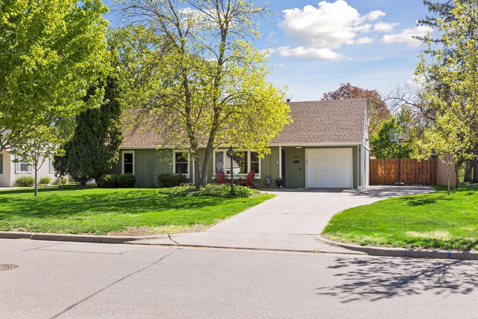 Property Photo:  7221 10th Avenue S  MN 55423 