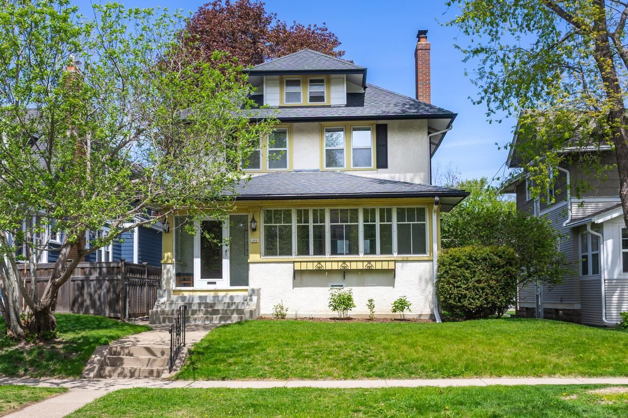 Property Photo:  1315 Goodrich Avenue  MN 55105 