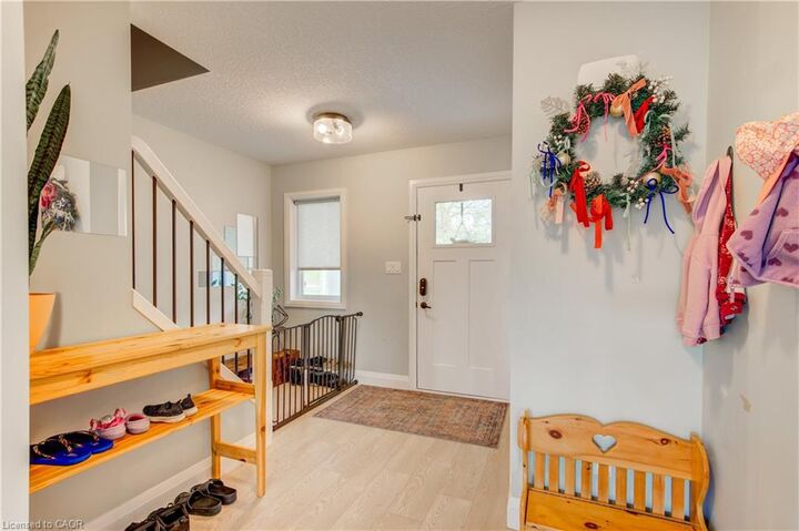 Property Photo: 195 Charles Street E ON N5C 1K3