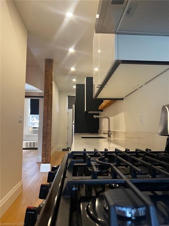 Property Photo: 158 Wellington Street S 1 ON L8N 2R4