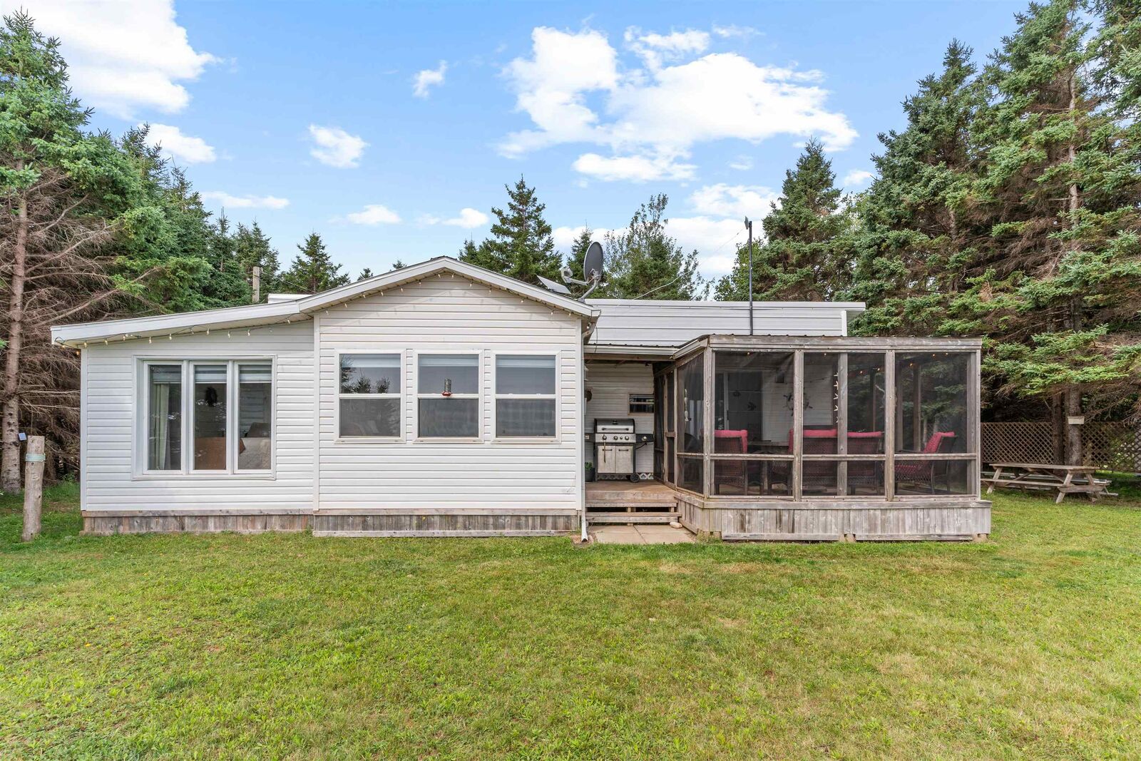 Property Photo:  93 Ocean View Crescent  PE C0B 2B0 