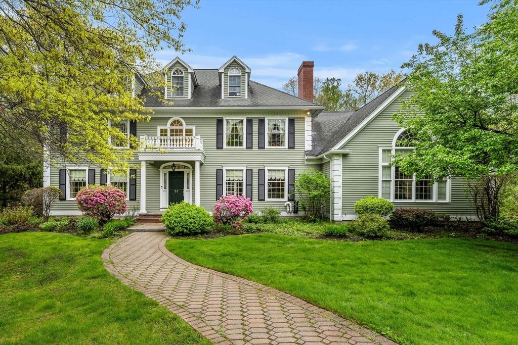 Property Photo:  37 Old Planters Rd  MA 01915 