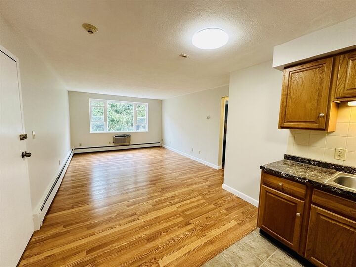 Property Photo: 1105 Lexington Street 8-4 MA 02452