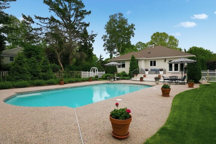 Property Photo:  6 Victoria Rd  MA 01944 