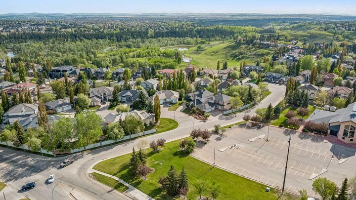 Property Photo: 438 Candle Place SW AB T2W 3B3