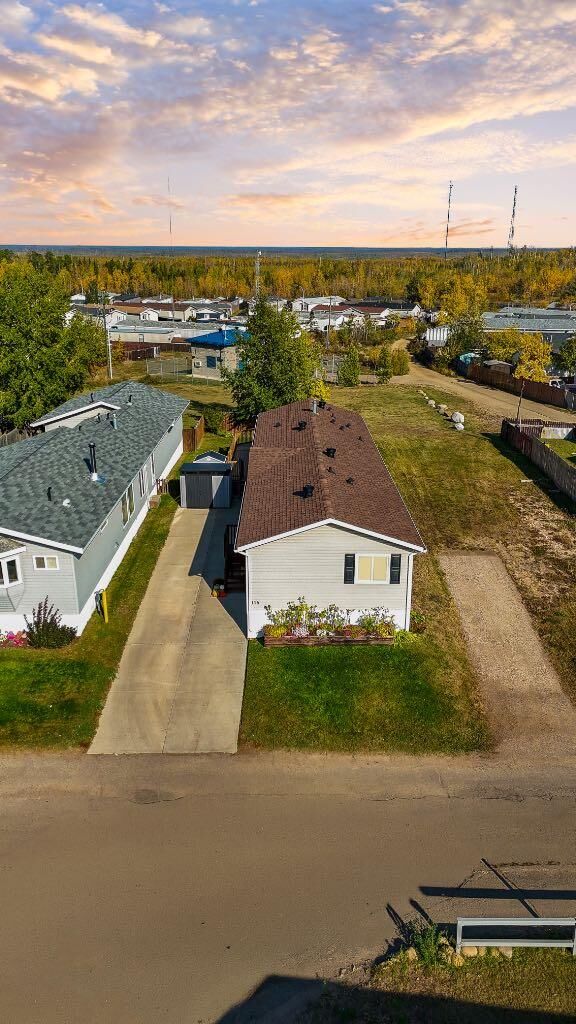 Property Photo:  116 Greenwood Place  AB T9H 2L9 