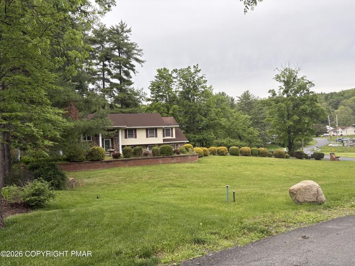 Property Photo:  128 Wilbur Bloom Boulevard  PA 18302 