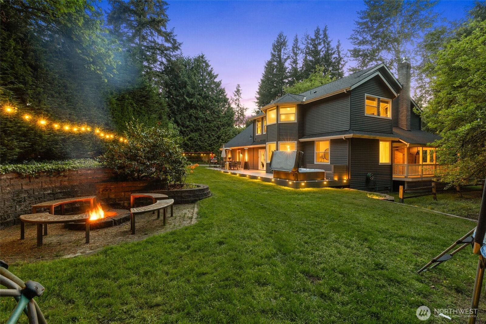 Property Photo:  12217 NE 100th Street  WA 98033 