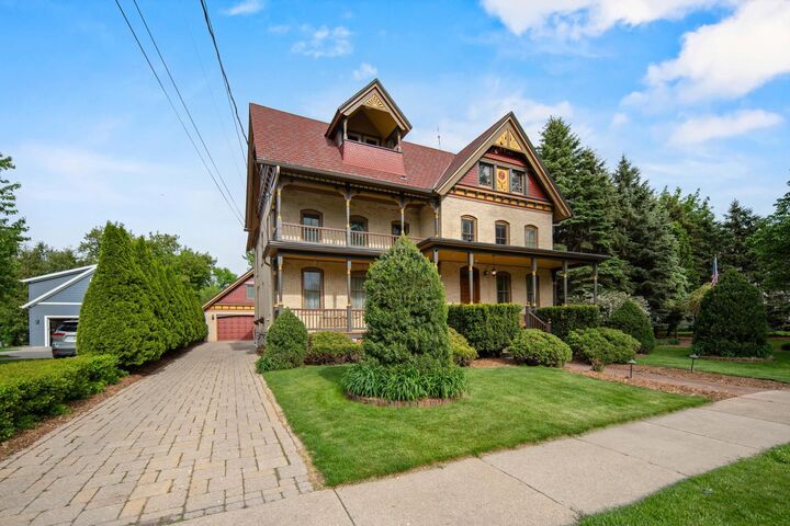 Property Photo:  348 Naymut Street  WI 54952 
