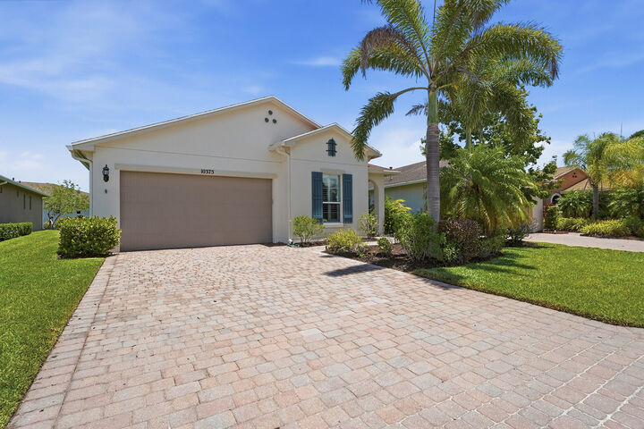 Property Photo: 10375 SW Indian Lilac Trail FL 34987