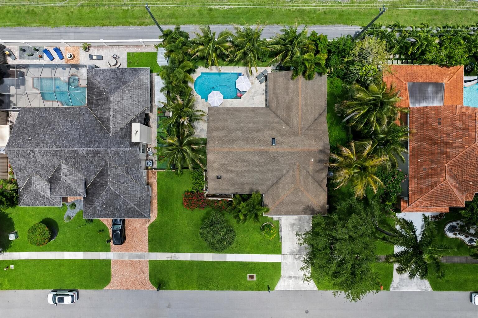 Property Photo:  1570 Farmington Avenue  FL 33414 
