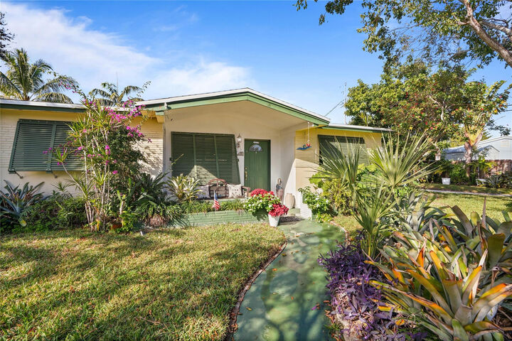 Property Photo: 3421 SW 15th Street FL 33312