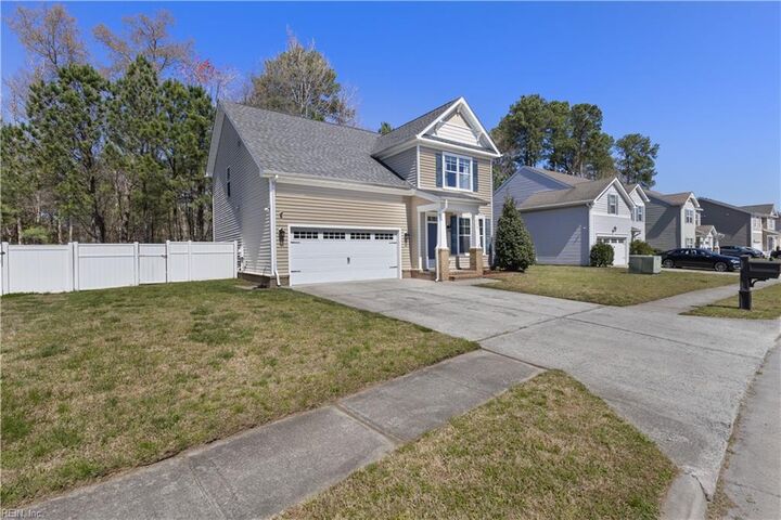 Property Photo:  424 Rose Garden Ln  VA 23320 