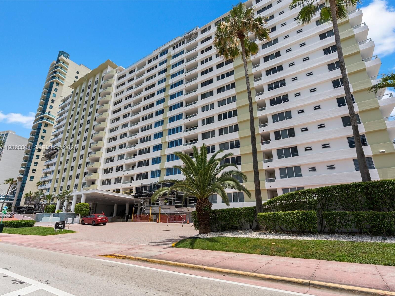 Property Photo:  5005 Collins Ave 222  FL 33140 
