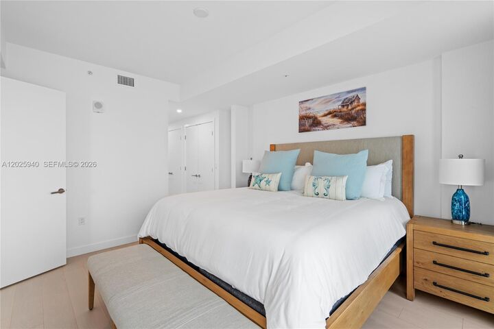 Property Photo:  9221 E Bay Harbor Dr 408  FL 33154 