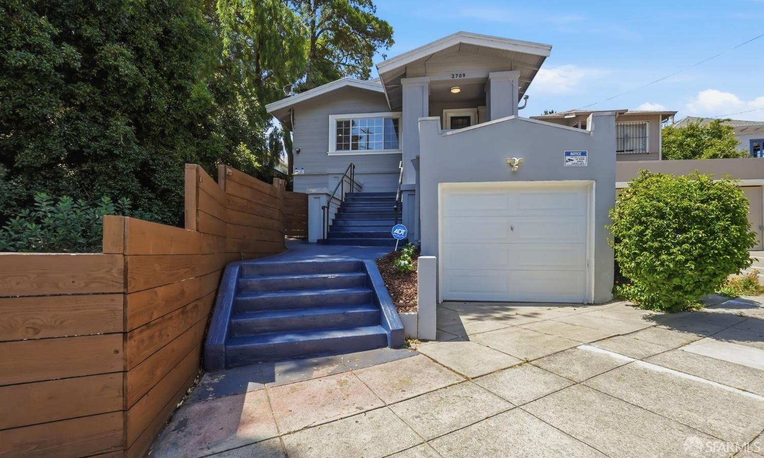 Property Photo: 2709 Vallecito Place CA 94606