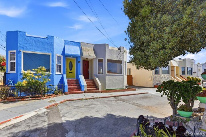 Property Photo:  29 Cassandra Court  CA 94112 