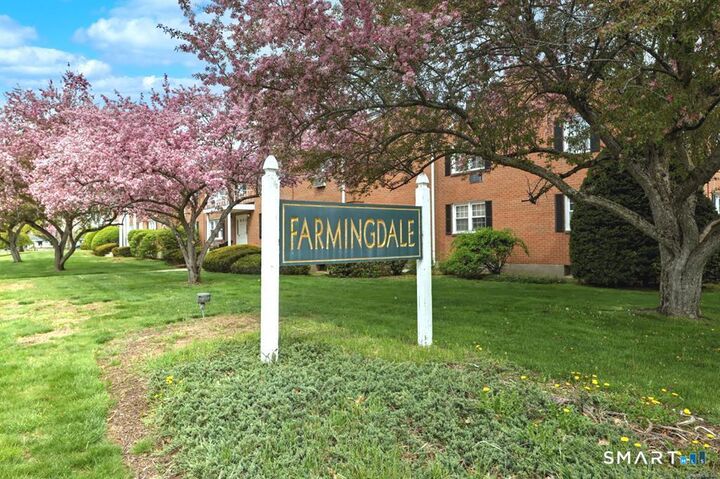 Property Photo:  1254 Farmington Avenue C  CT 06032 