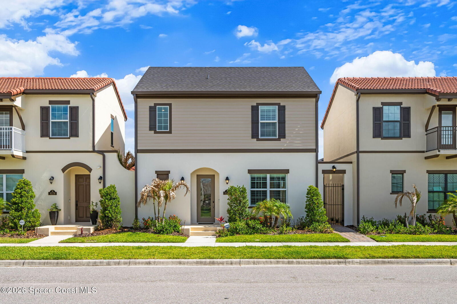 Property Photo:  8566 Lyside Drive  FL 32940 